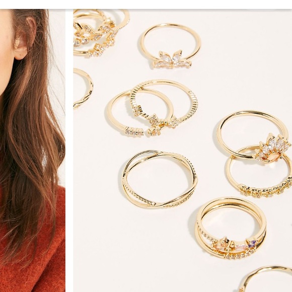 NWT Free People Mega Ring Set- not sold anymore💕 - Picture 2 of 7